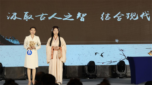 比賽現(xiàn)場3.jpg