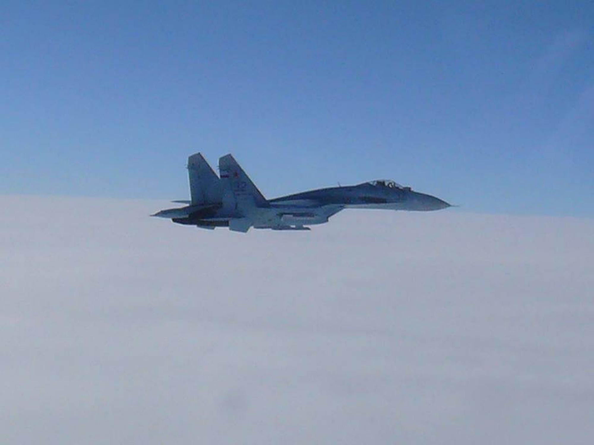 日本政府2月7日指責兩架俄羅斯戰機侵入日本領空。