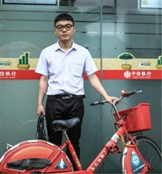 許益建(浙江工商大學(xué)，經(jīng)濟(jì)學(xué)專業(yè))
