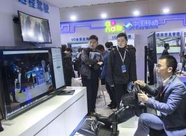 （圖文互動(dòng)）（3）全球400余家光電企業(yè)參展“中國光谷”光博會(huì)