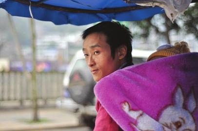 詹圓圓在等待客人。