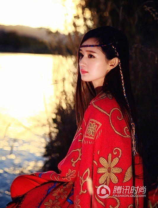 90后嫩?？崴品鏃顑?堅(jiān)稱(chēng)從未整容