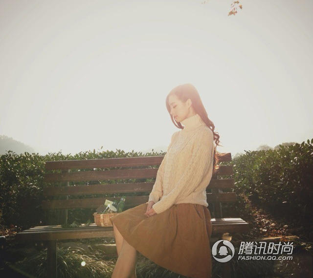 90后嫩模酷似翻版楊冪 堅(jiān)稱(chēng)從未整容