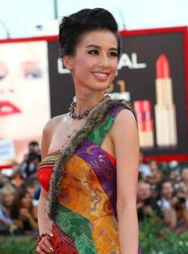 北影?；ㄋ秸占\：每人都有自己獨(dú)特的美（圖）